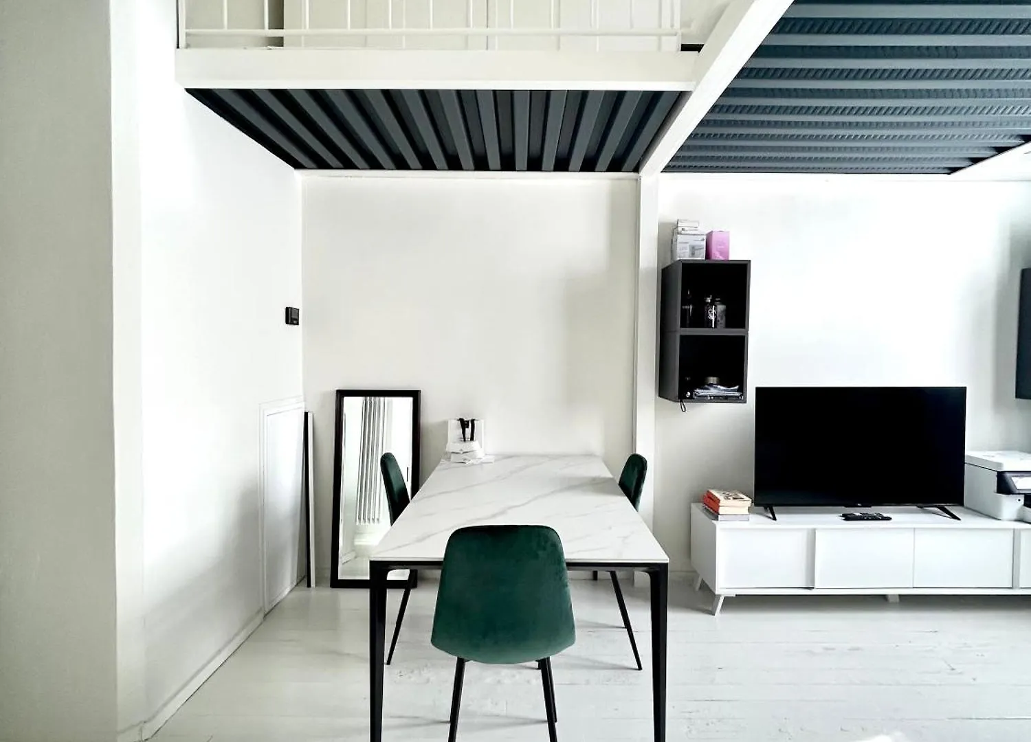 Design District Solari-Vercelli, Metro M1 8Min A Piedi 0*, Μιλάνο Ιταλία